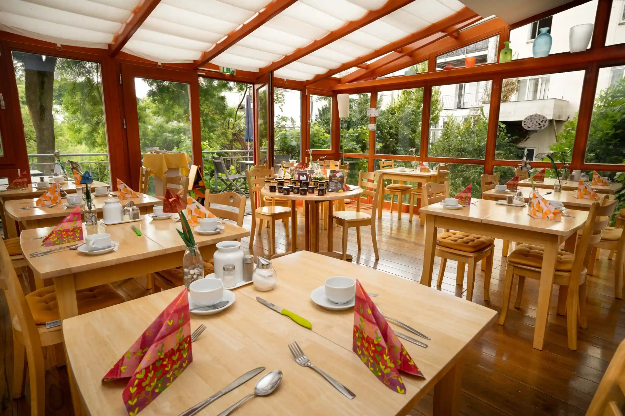 {acf_home_about_image_alt_text_4}